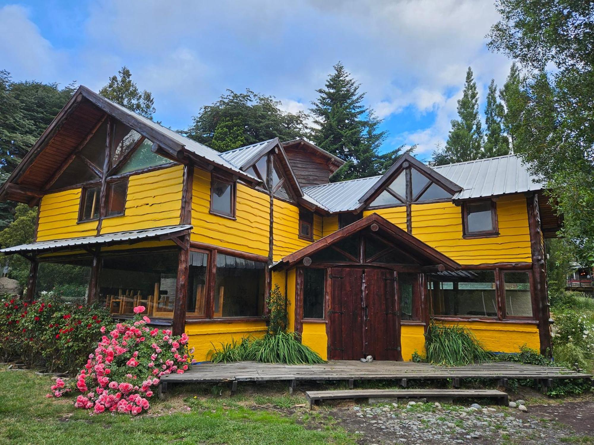 Hostel Capsula Refugio Oeste San Carlos de Bariloche Exterior foto